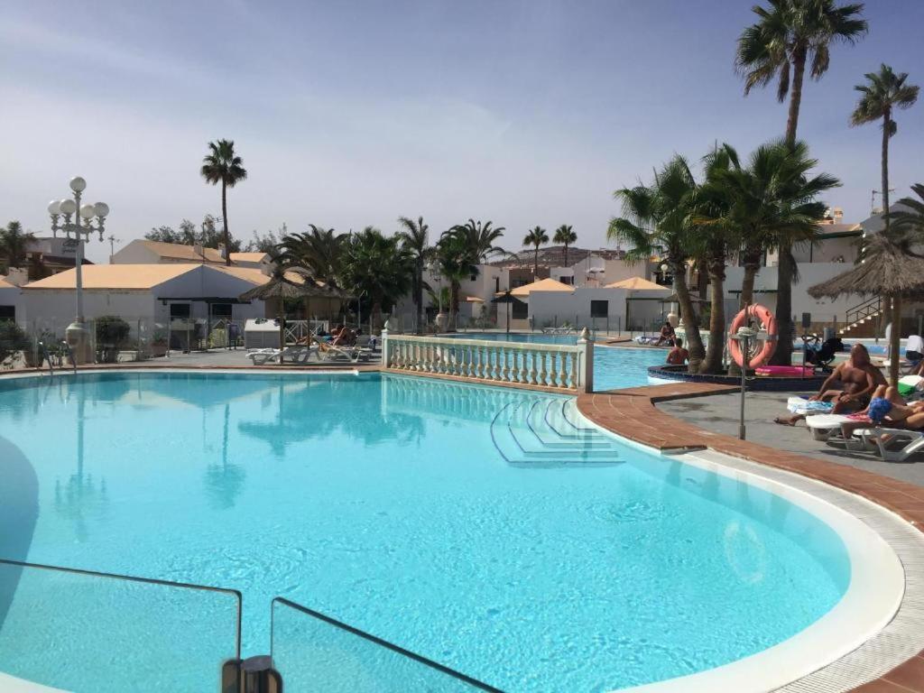 Canary Getaway *